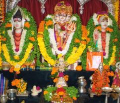 Pithapuram: Dattatreya, Shripad Shri Vallabha & Shri Narasimha Saraswati